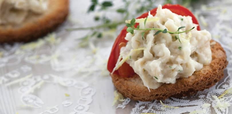 CANAPÉS DE BACALHAU